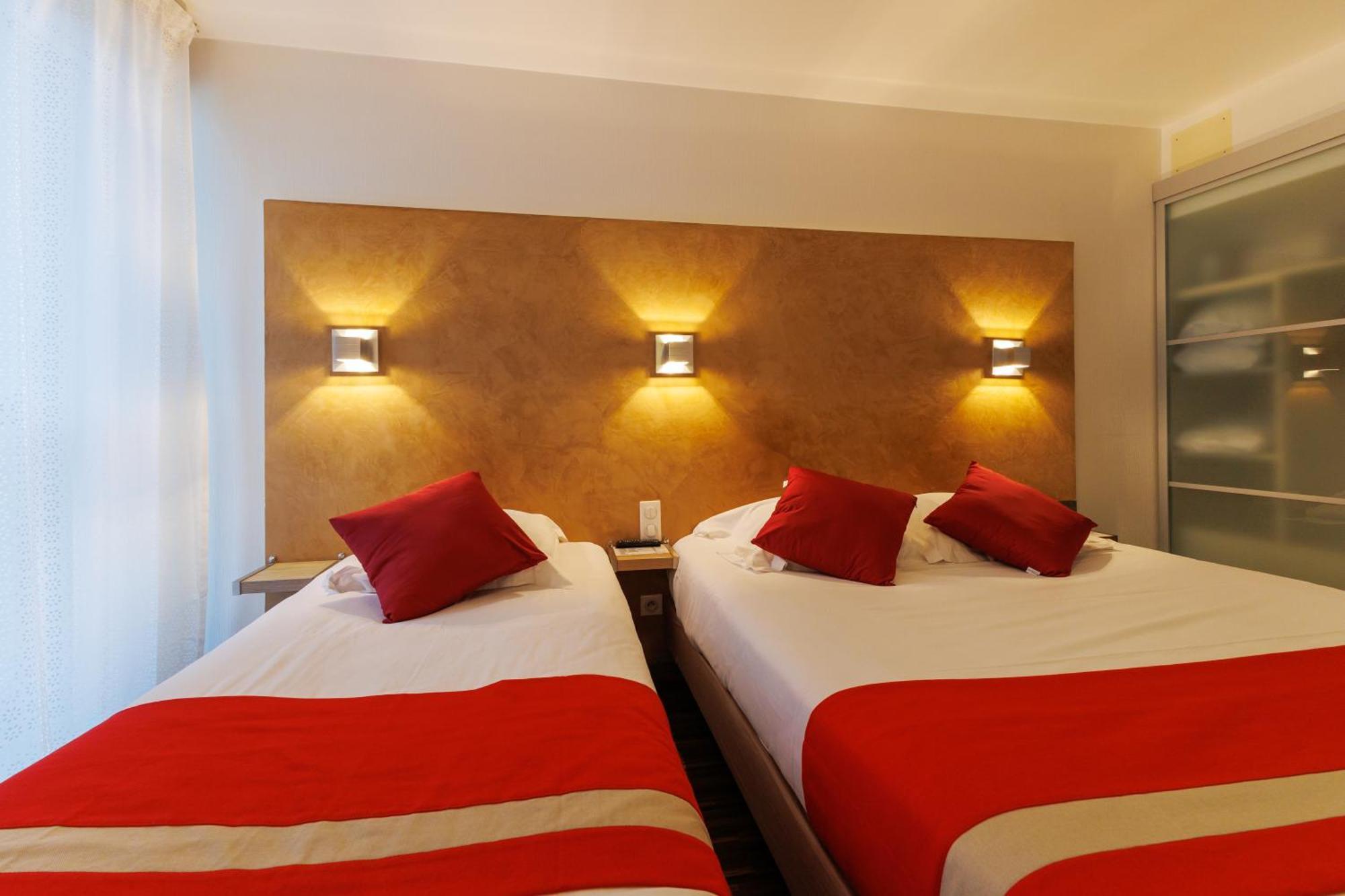 Logis Hotel Le Rochelois Ла-Рошель Экстерьер фото