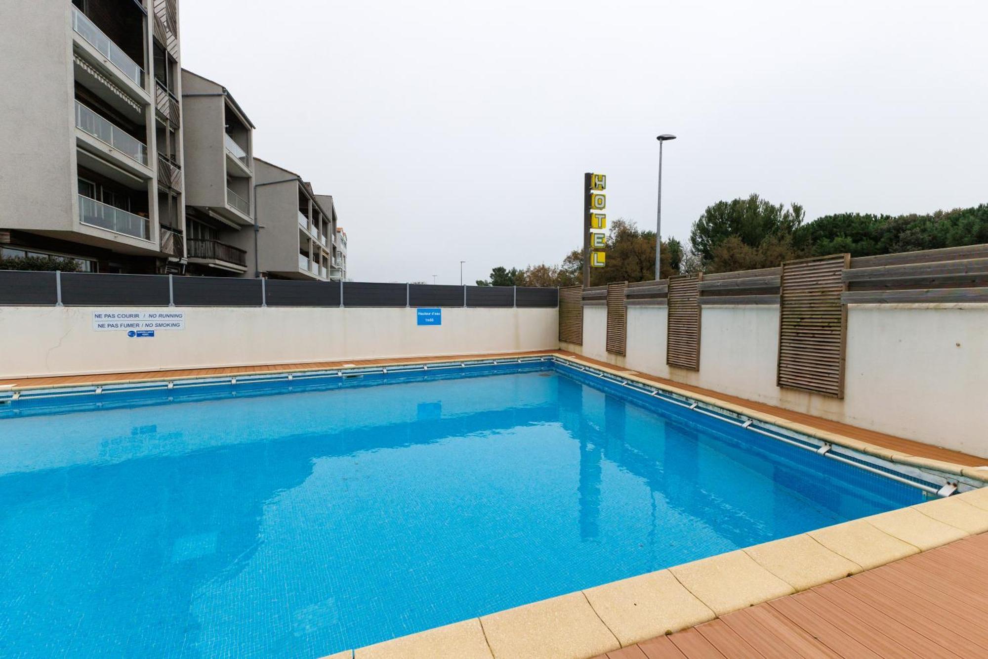 Logis Hotel Le Rochelois Ла-Рошель Экстерьер фото