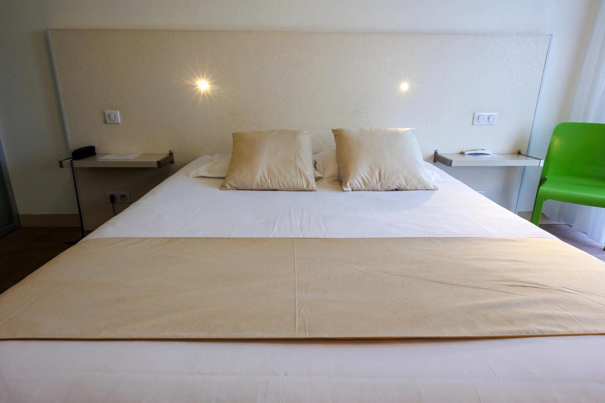 Logis Hotel Le Rochelois Ла-Рошель Экстерьер фото