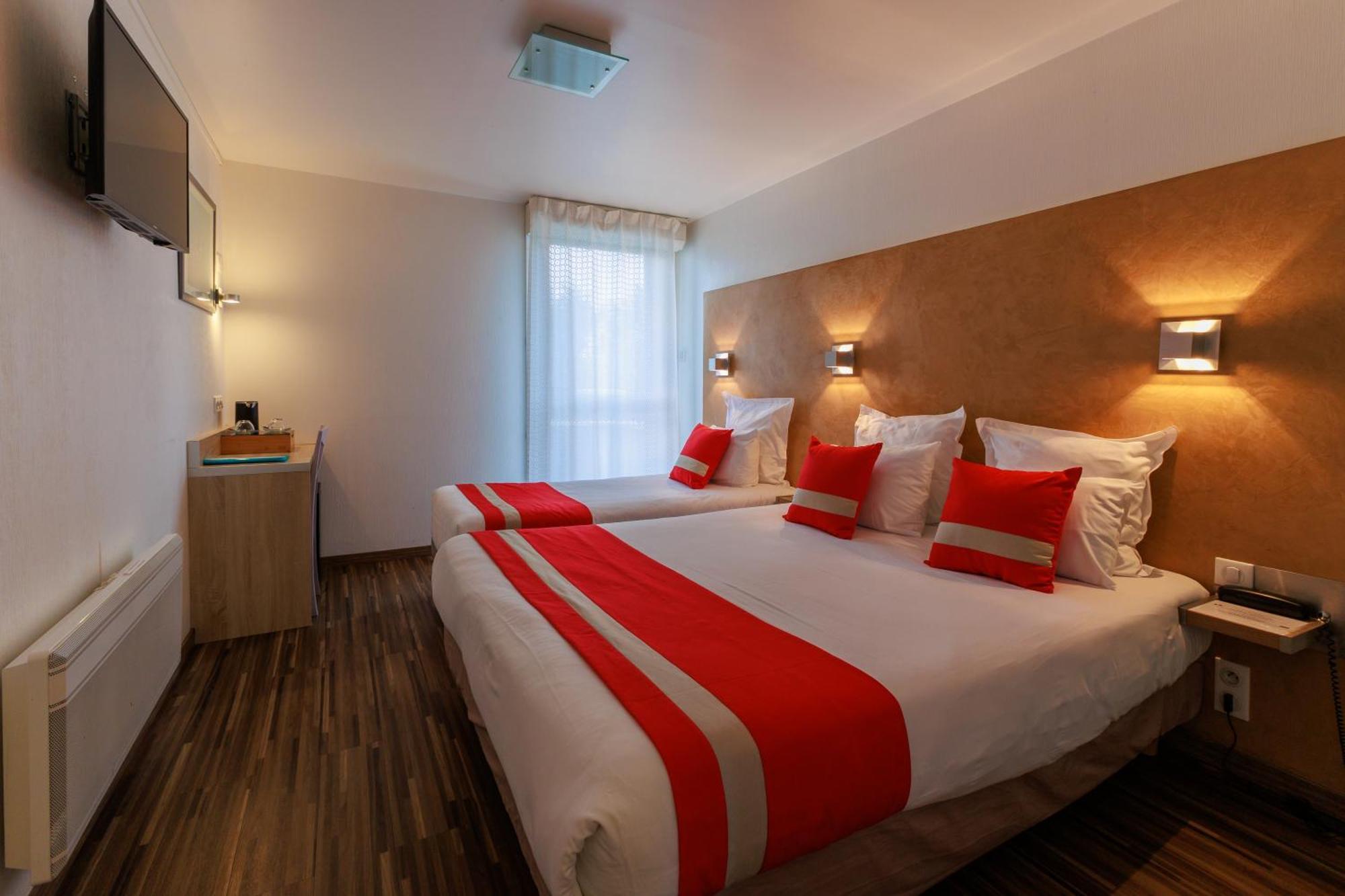 Logis Hotel Le Rochelois Ла-Рошель Экстерьер фото