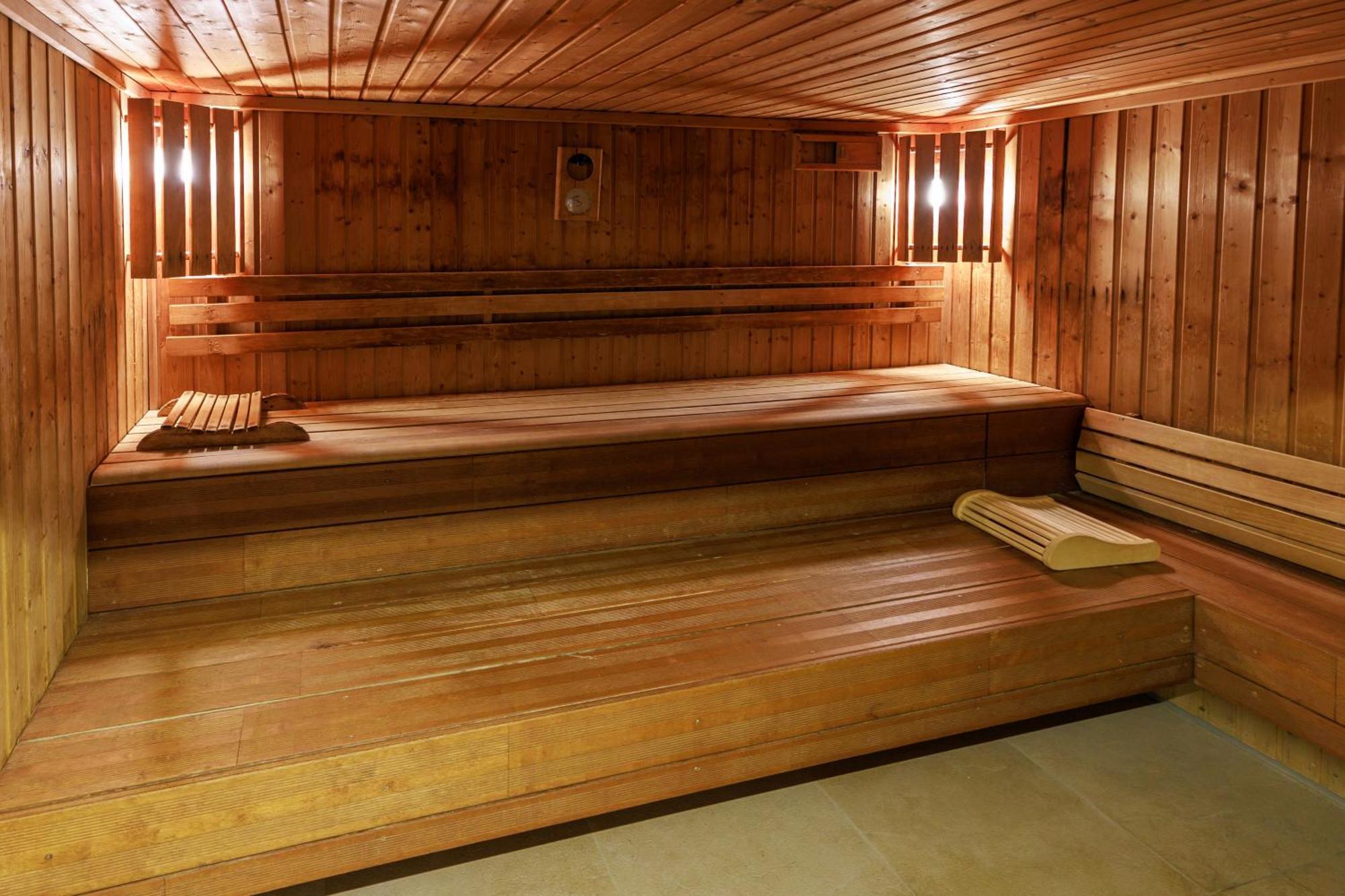 Logis Hotel Le Rochelois Ла-Рошель Экстерьер фото